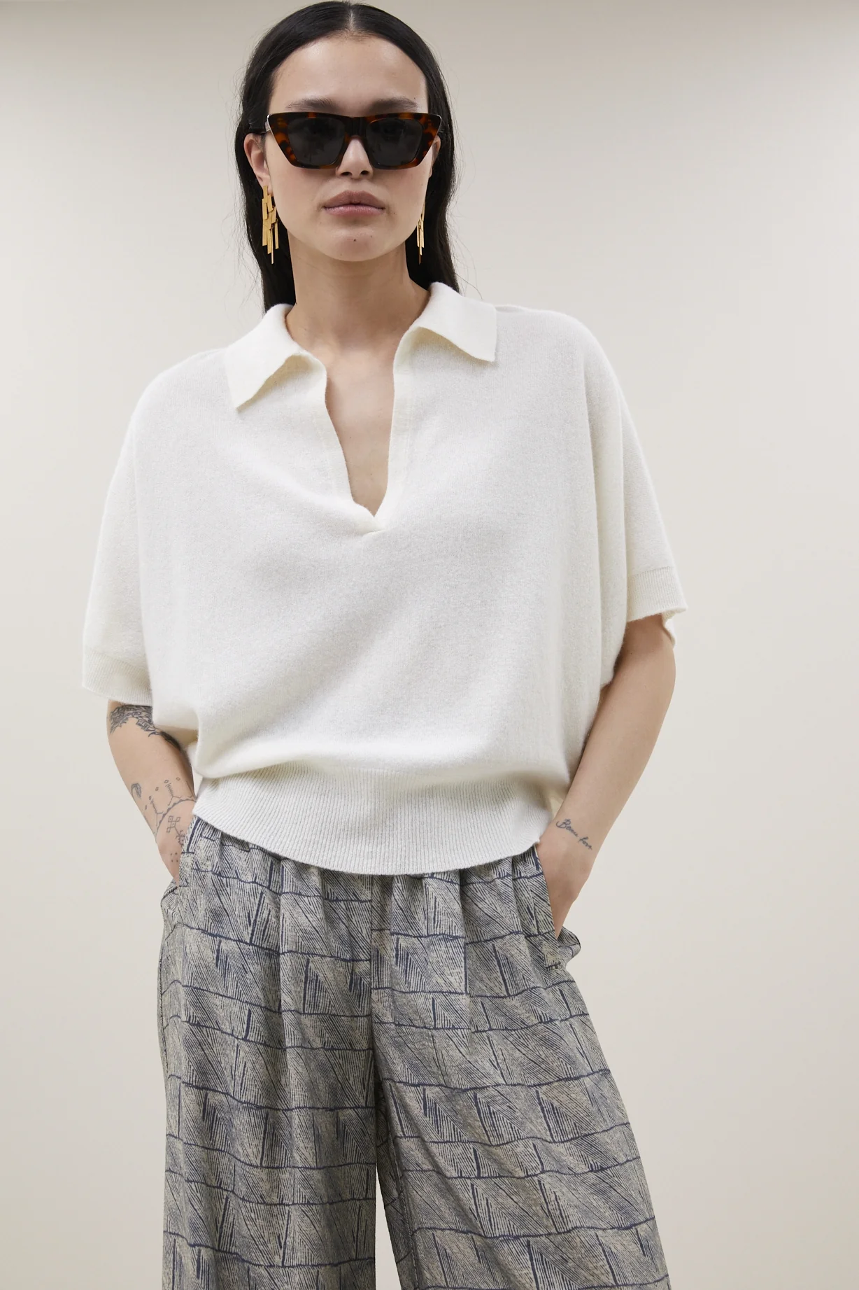 By Bar Stormi Top Off White - 51Dnspod | Smaakvolle damp – Verzendkosten vrij vanaf 40€ By Bar Stormi Top Off White - 51Dnspod | Smaakvolle damp – Verzendkosten vrij vanaf 40€