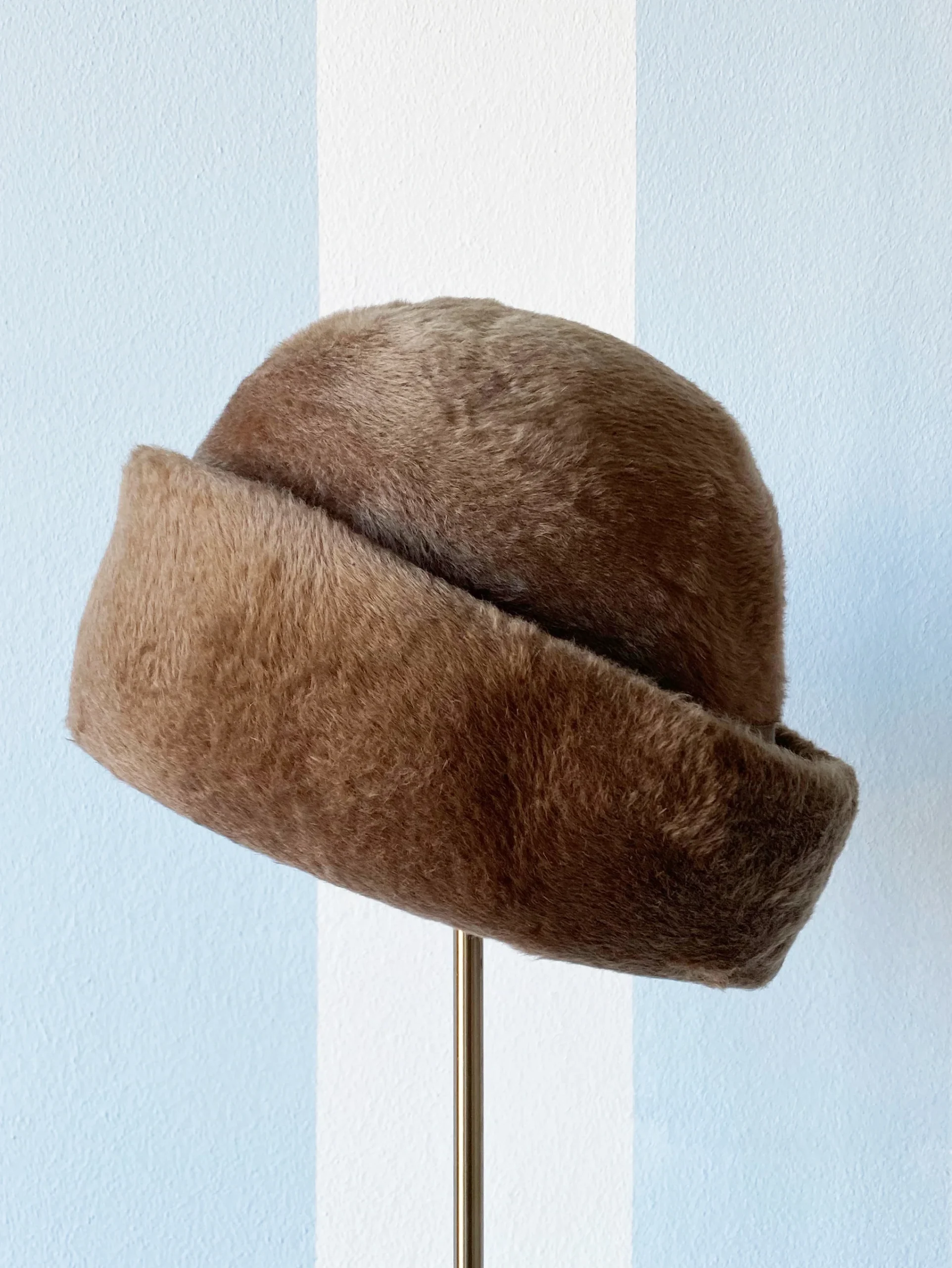 Camel wollen hoed - 51Dnspod | Smaakvolle damp – Verzendkosten vrij vanaf 40€ Camel wollen hoed - 51Dnspod | Smaakvolle damp – Verzendkosten vrij vanaf 40€