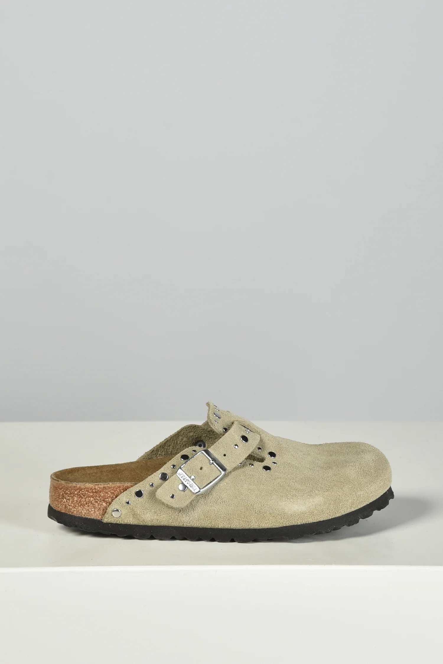 Birkenstock loafers Boston Rivets Suede 1030418 taupe - 51Dnspod | Smaakvolle damp – Verzendkosten vrij vanaf 40€ Birkenstock loafers Boston Rivets Suede 1030418 taupe - 51Dnspod | Smaakvolle damp – Verzendkosten vrij vanaf 40€